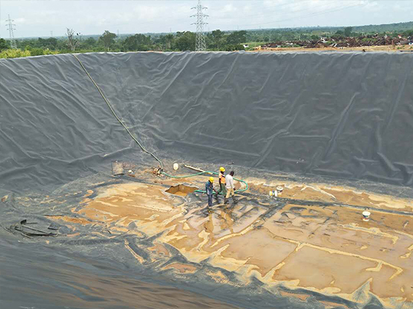 介紹污水處理防滲膜的特殊施工工藝 介紹污水處理防滲膜的特殊施工工藝