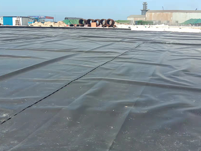垃圾填埋場(chǎng)防滲膜的選擇會(huì)直接影響工程質(zhì)量 垃圾填埋場(chǎng)防滲膜的選擇會(huì)直接影響工程質(zhì)量
