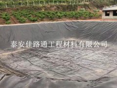 解決沼氣池防滲土工膜出現(xiàn)的鼓脹問(wèn)題