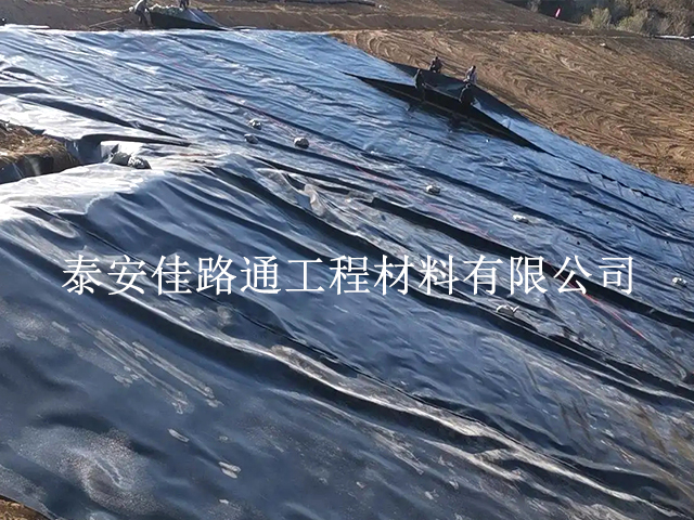 垃圾填埋場防滲膜使用鋪設(shè)有哪些意義表現(xiàn)？