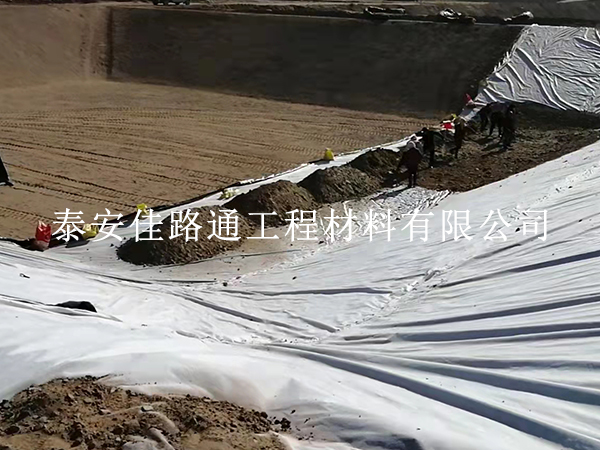 如何將油田防滲膜更好的發(fā)揮其作用？