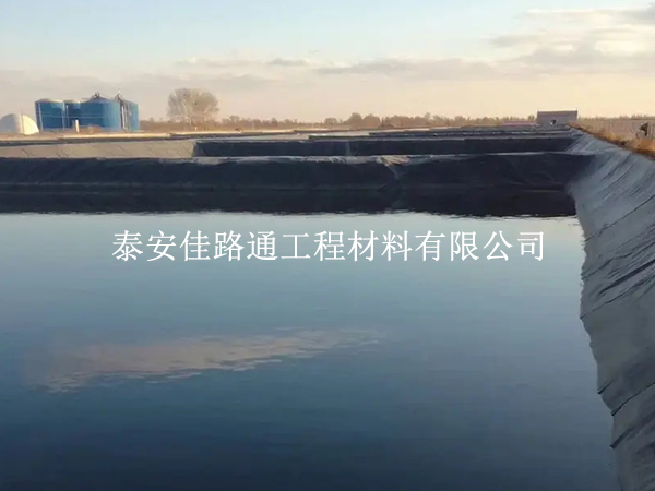 修復魚蝦養(yǎng)殖防滲膜的破損位置有哪些技術(shù)要點 修復魚蝦養(yǎng)殖防滲膜的破損位置有哪些技術(shù)要點