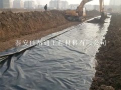 焊接機焊接魚塘防滲膜施工規(guī)范：簡約高效，創(chuàng)