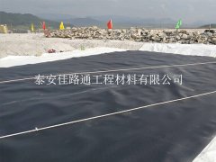 污水處理防滲膜裁剪技巧：精準高效，助力環(huán)保