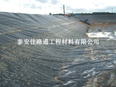 污水處理防滲膜選購(gòu)：為何生產(chǎn)工藝至關(guān)重要？