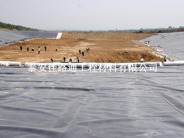 污水處理防滲膜質(zhì)量辨別技巧:簡(jiǎn)單新穎指南 污水處理防滲膜質(zhì)量辨別技巧:簡(jiǎn)單新穎指南