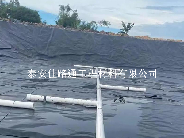 污水處理防滲膜施工“前奏曲”:準(zhǔn)備工作的精細(xì)指南 污水處理防滲膜施工“前奏曲”:準(zhǔn)備工作的精細(xì)指南