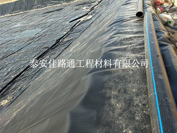 防滲土工膜“延年益壽”有妙招！5個(gè)實(shí)用技巧延緩老化