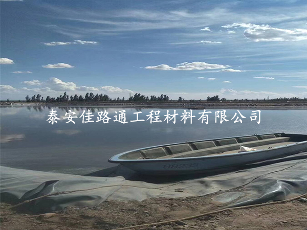 魚蝦養(yǎng)殖防滲膜施工，這些技術(shù)要點(diǎn)要抓牢